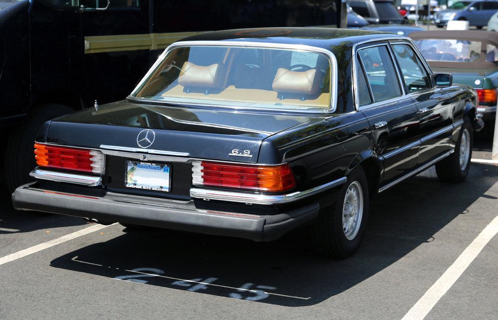 Mercedes-Benz_450SEL_6.9_US.jpg