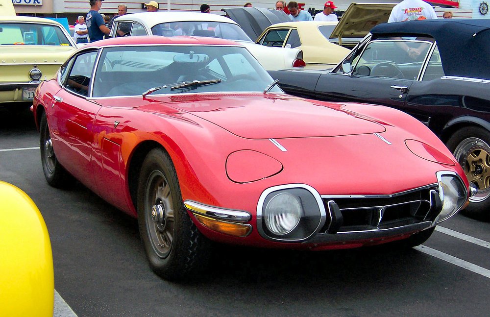 toyota-gt-2000-04.jpg