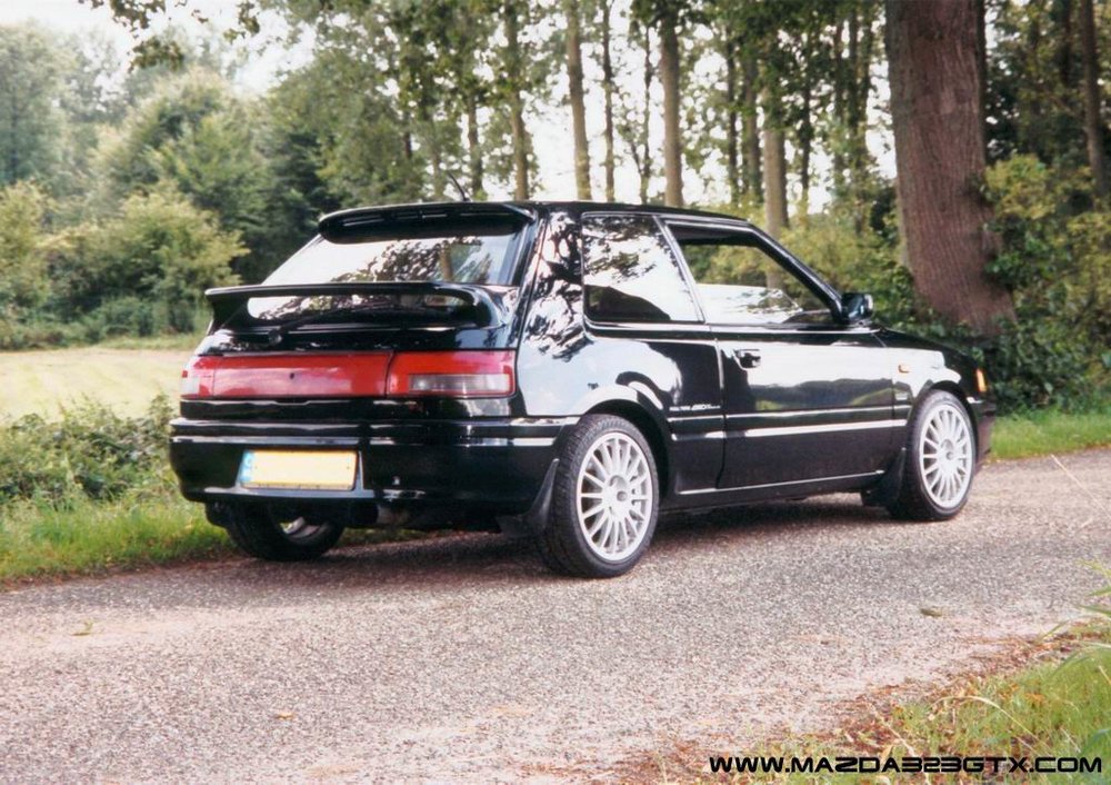 1991-mazda-323-2-dr-se-hatchback-pic-269