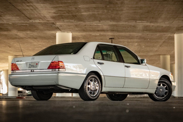 1992_mercedes-benz_600sel_16173753535ffb