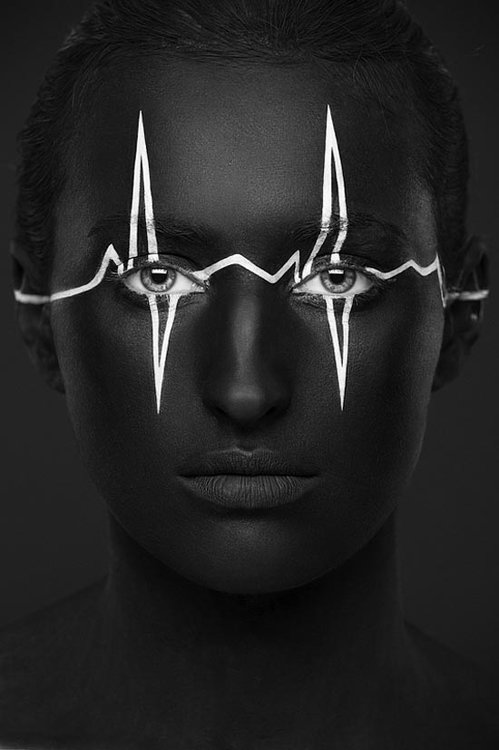 Weird-Beauty-Black-and-White-Photography