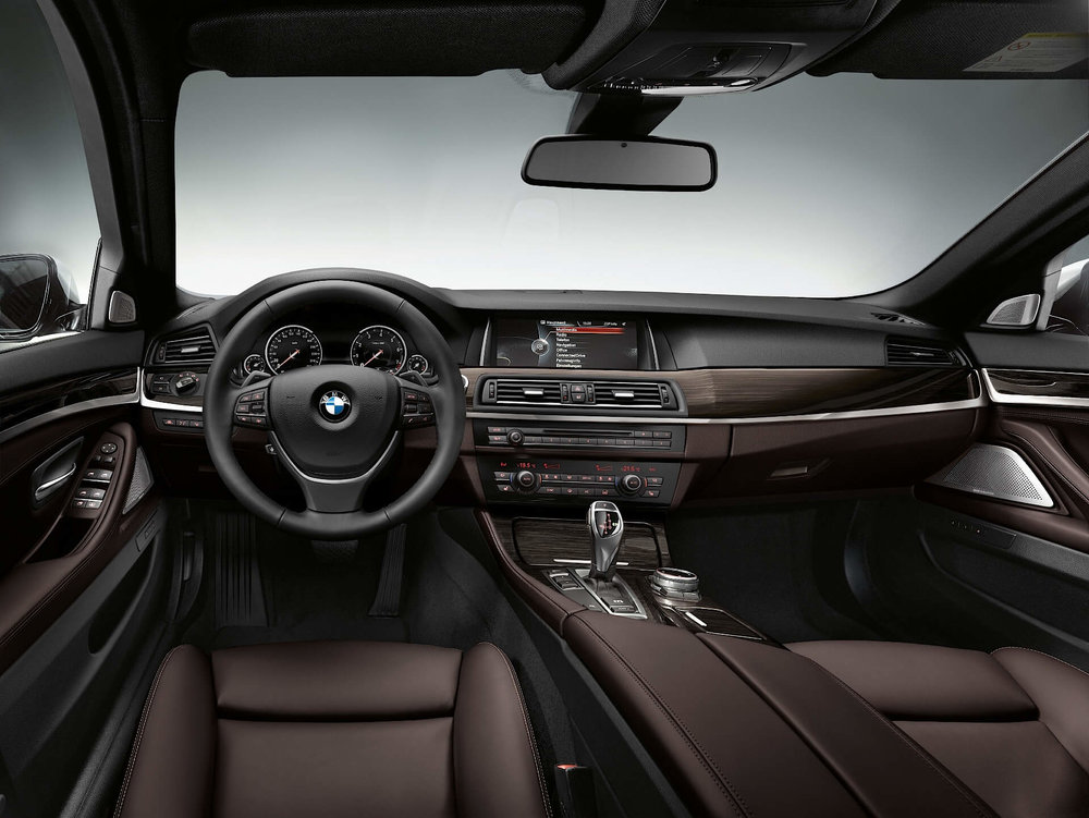 acc_p_d99f4_bmw-530d-xdrive-f10lci-5-ser