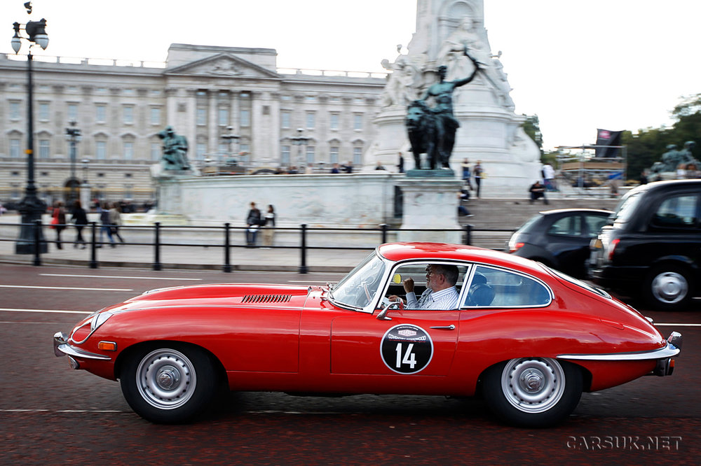 jaguar-e-type-10.jpg