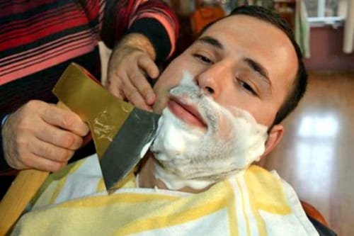 turkish-barber-funny-germany-hairdresser