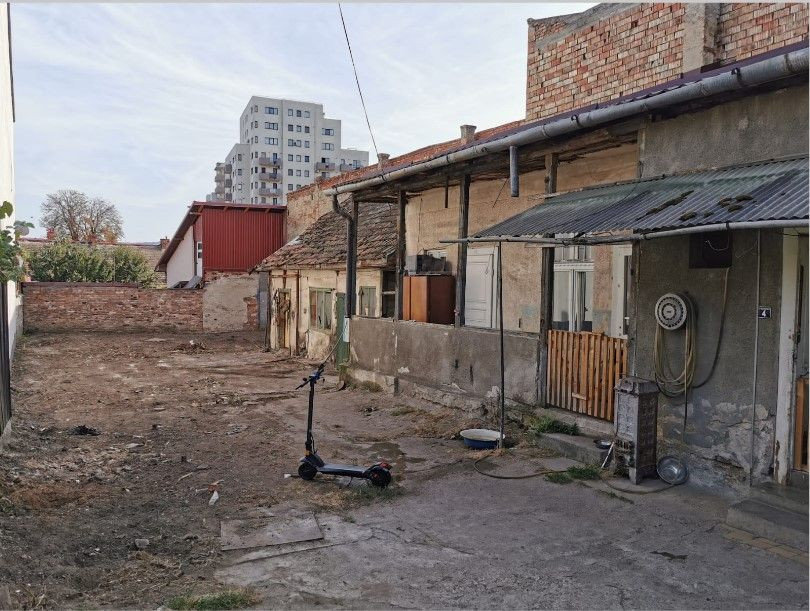 xlp__casa-vila-4-camere-de-vanzare-dambu